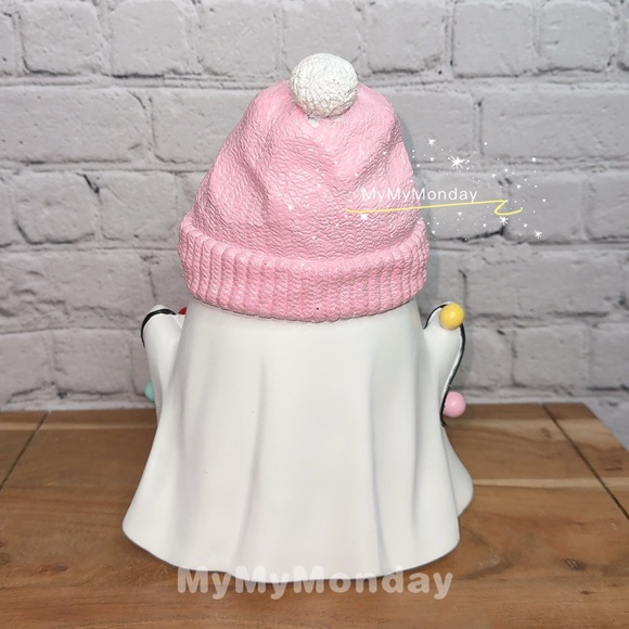 Christmas Ghost with Pink Beanie and Lights - Picture 3 of 4
